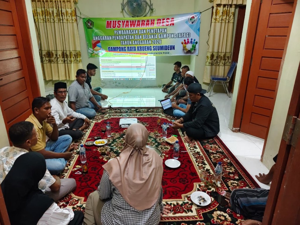 Musyawarah desa Raya Krueng Seumideun tentang pembahasan dan penetapan APBG 